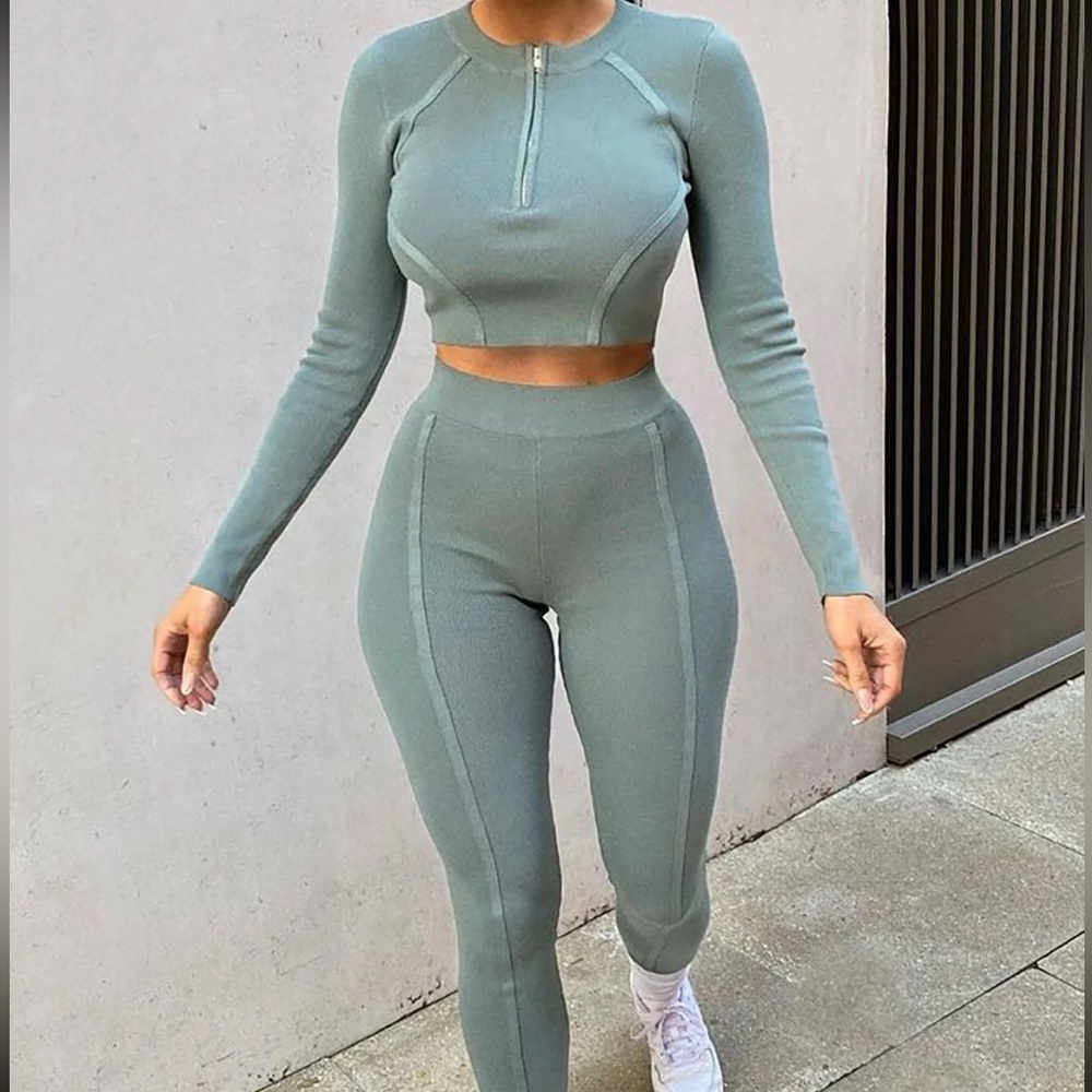 Green 2 piece